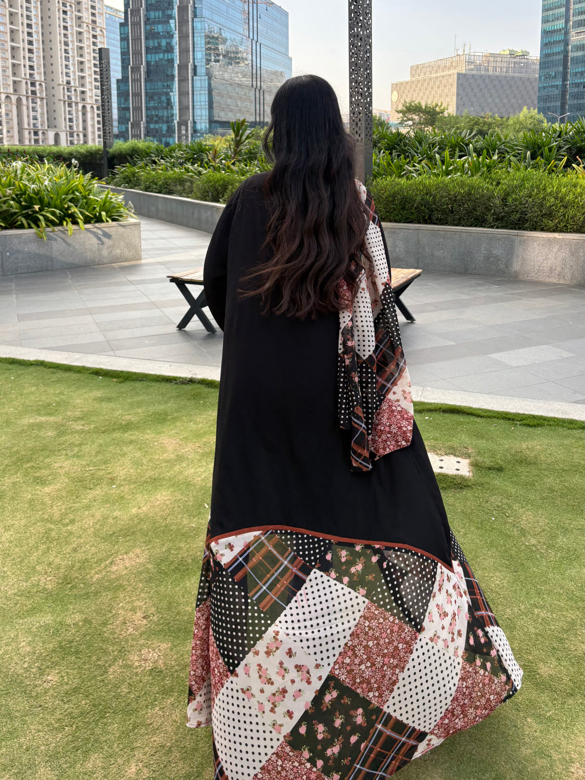 Merve Double Tone Abaya