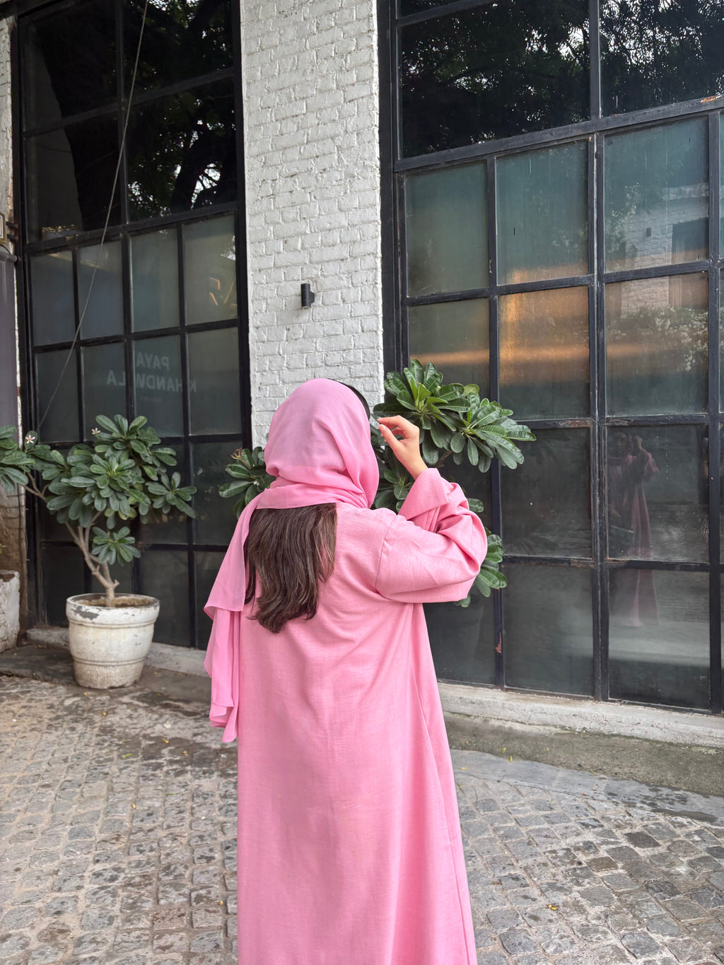 Khayal Abaya (Pink)