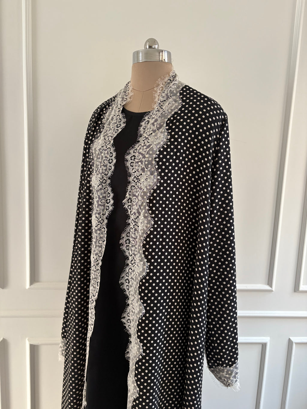 Leila Polka Dot Abaya