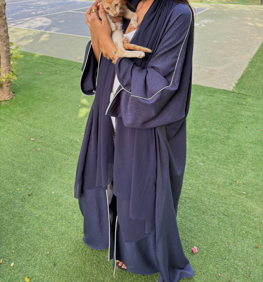 Luna Abaya
