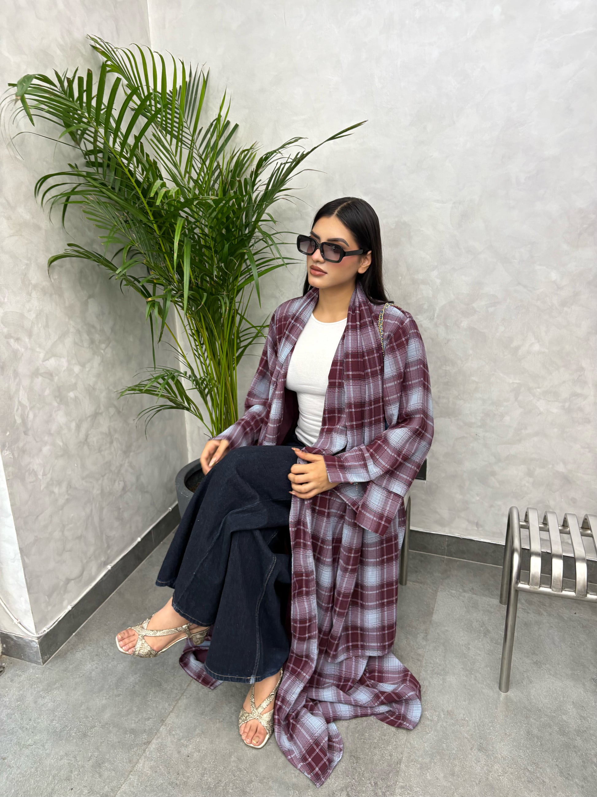 Afifa Plaid Abaya